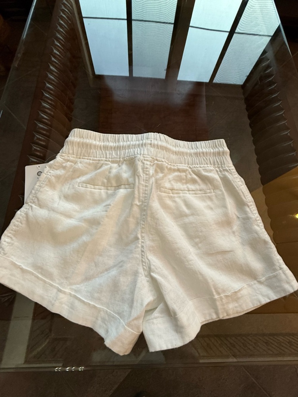 NWT Athleta Cabo Linen Shorts Size 4 Ivory Drawstring MSRP $59 - Picture 2 of 4
